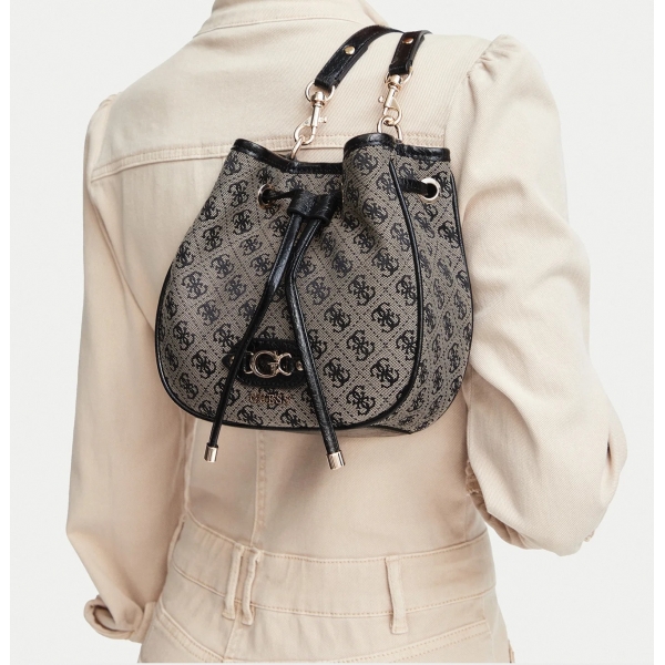 Bolso Samantha Bucket Logo... 2