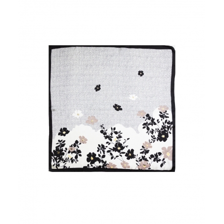 Foulard Pañuelo Estampado Flores Tantrend